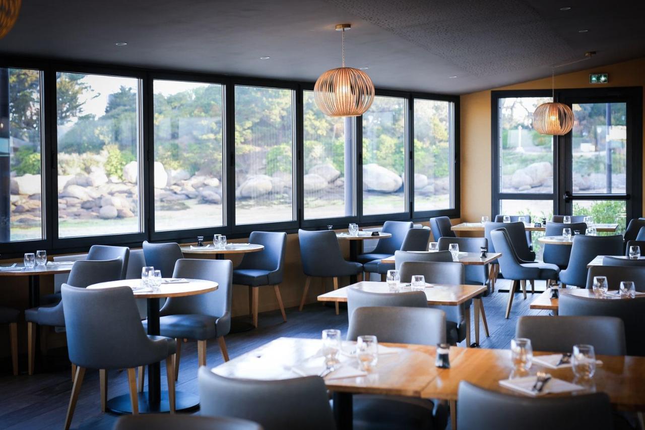 פרוס-גירק Logis Hotel Saint Guirec Et De La Plage מראה חיצוני תמונה